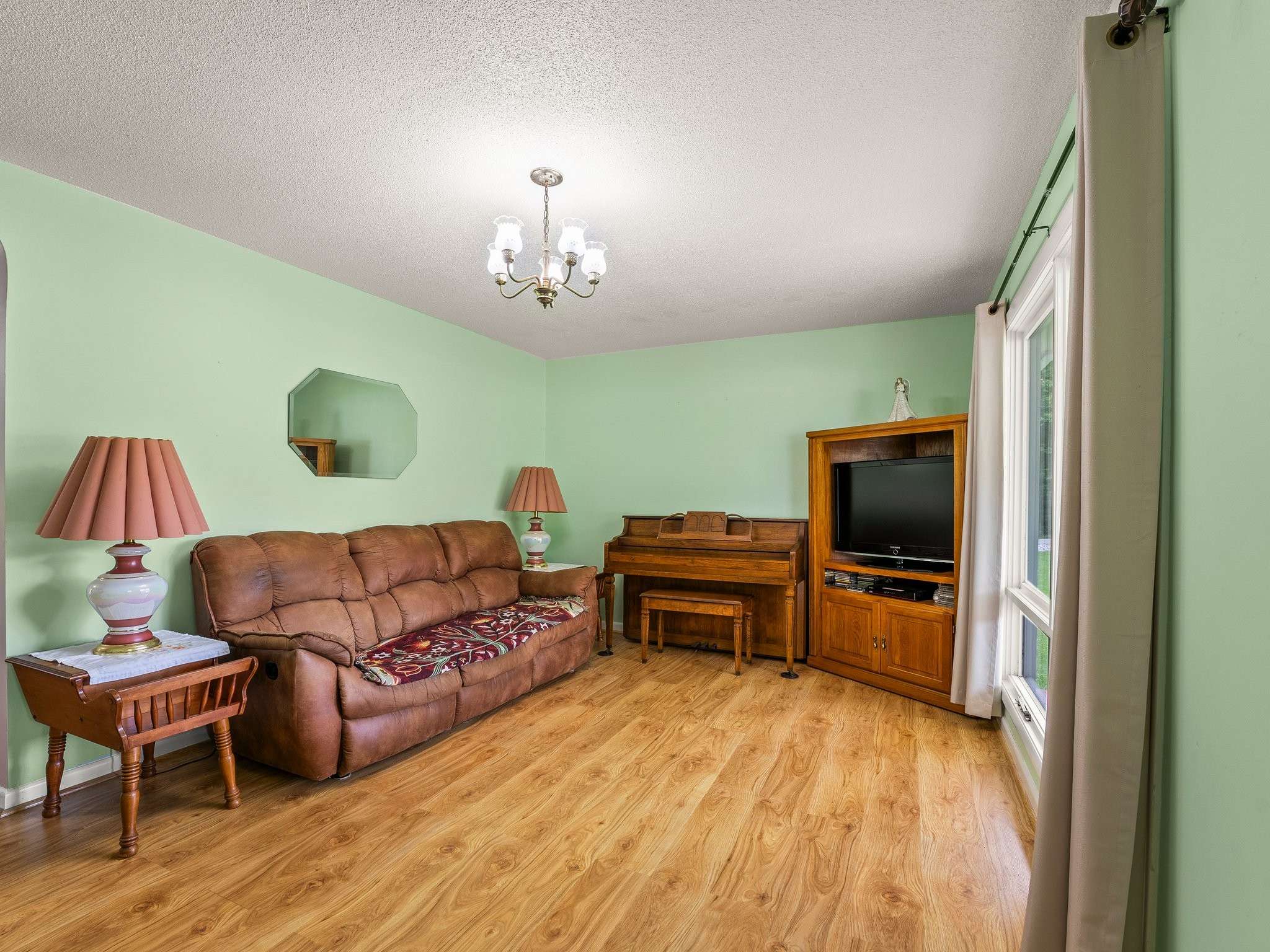 Sewanee, TN 37375,1544 Midway Rd