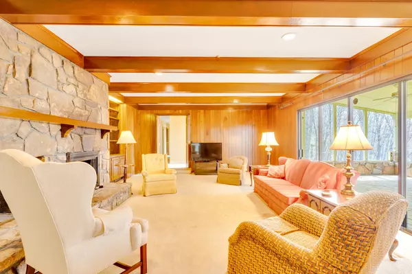 Signal Mountain, TN 37377,1258 Mountain Brook Circle