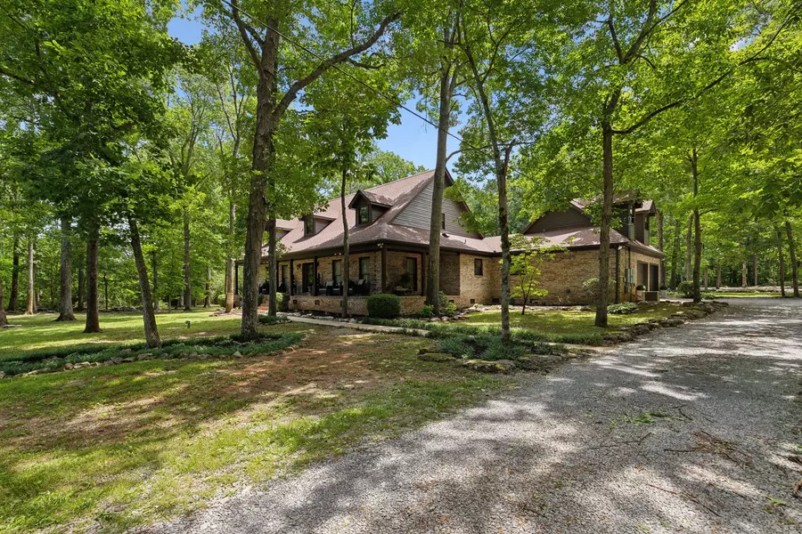 1150 Deer Run Rd, Murfreesboro, TN 37128