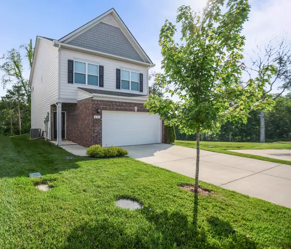 235 Emmett Dr, White House, TN 37188