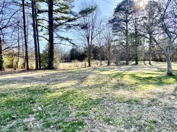 Mcminnville, TN 37110,21 Pryor Ln