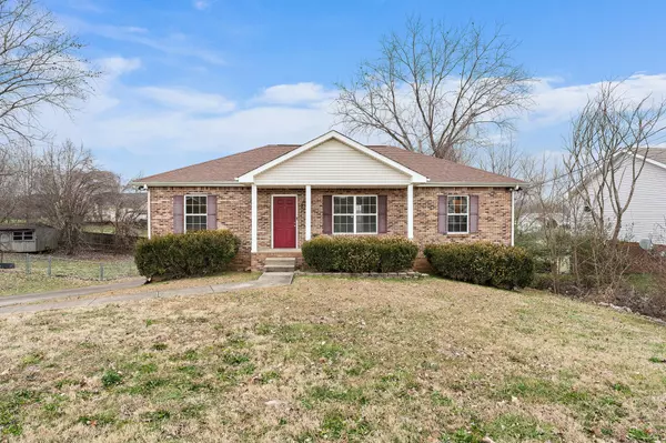 1009 Monica Dr, Clarksville, TN 37042