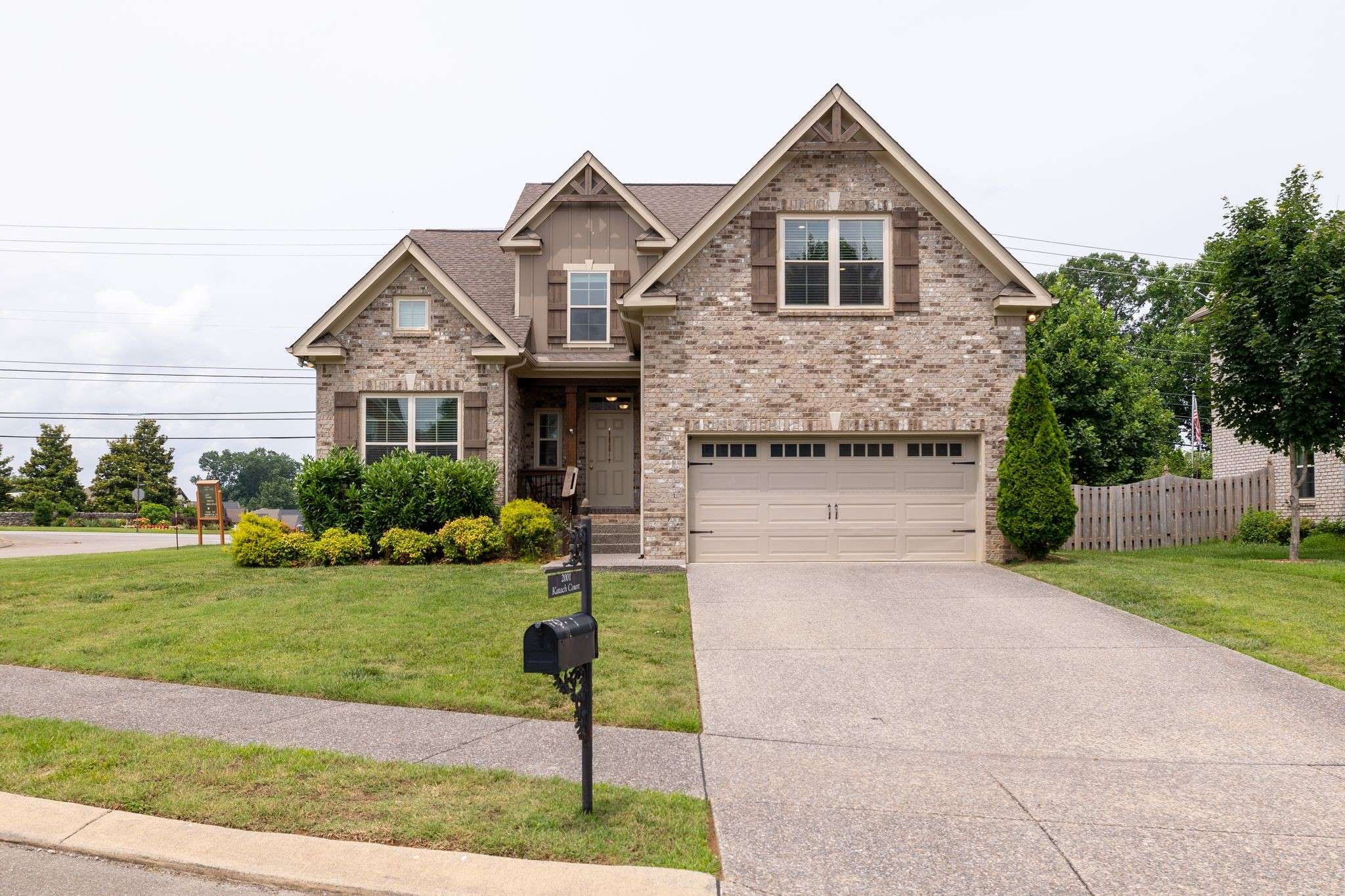 2001 Katach Ct, Spring Hill, TN 37174
