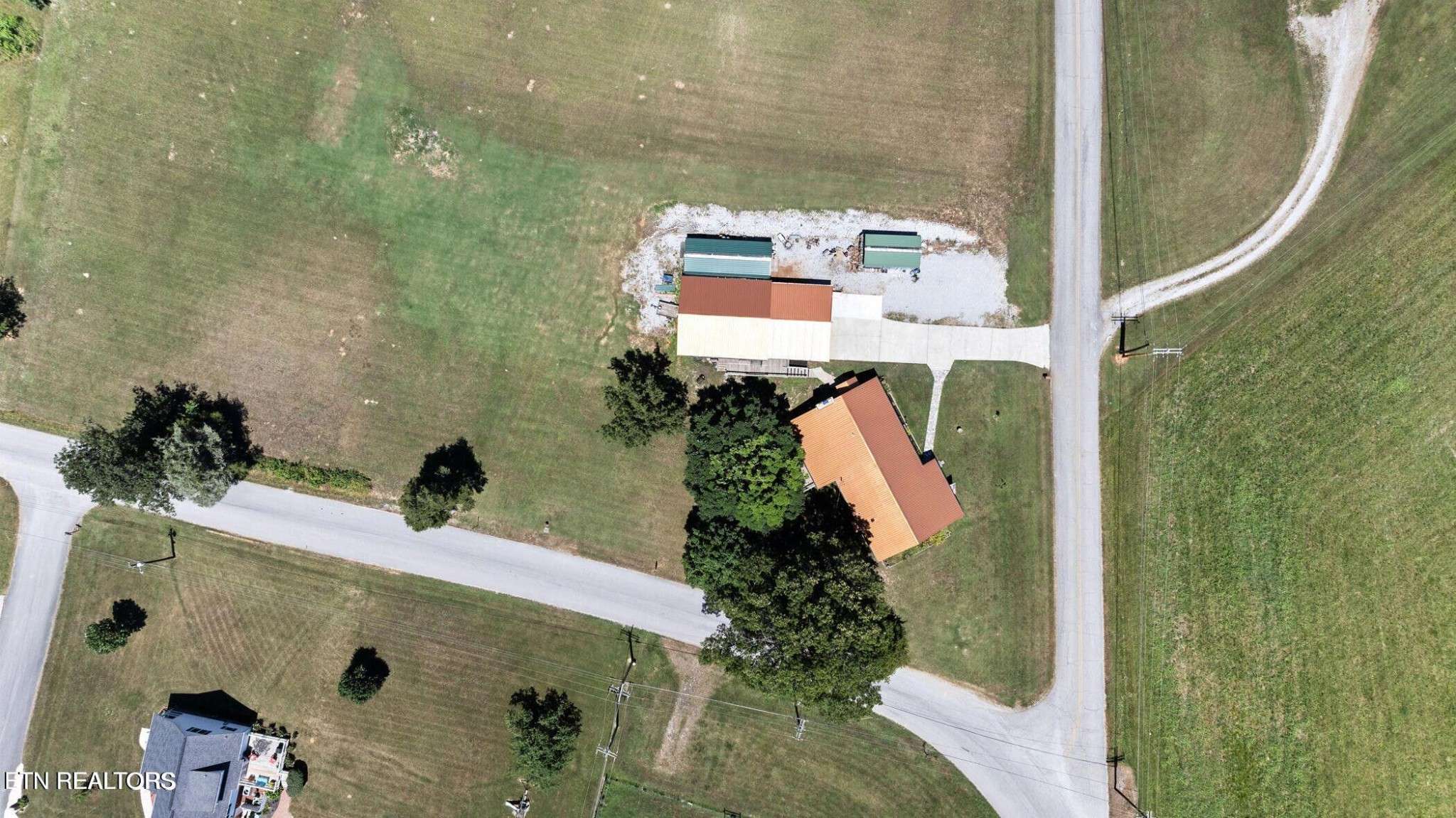 Harriman, TN 37748,1016 Swan Pond Circle Rd