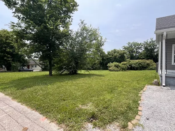 Nashville, TN 37208,1615 Dr D b Todd Jr Blvd