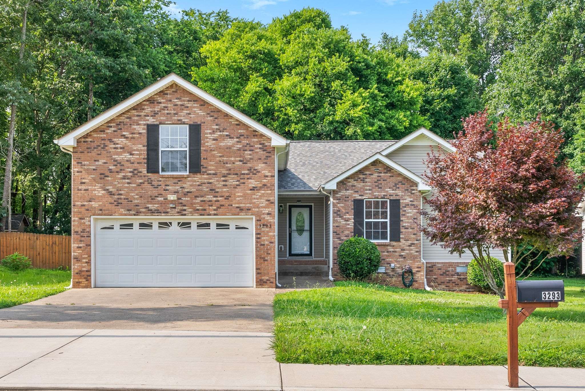 3293 S Senseney Cir, Clarksville, TN 37042