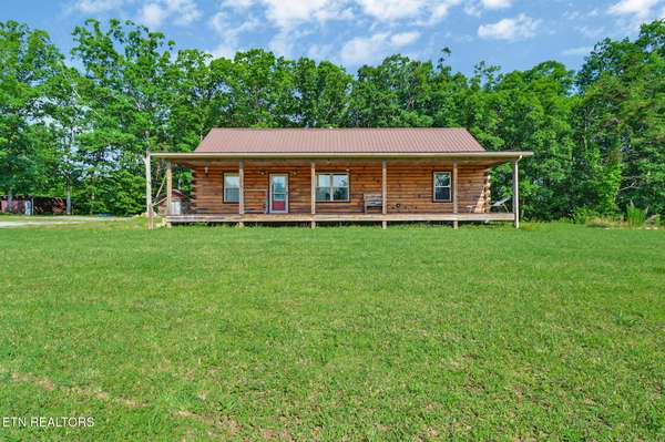 40 Diamond Padgett Lane, Monterey, TN 38574