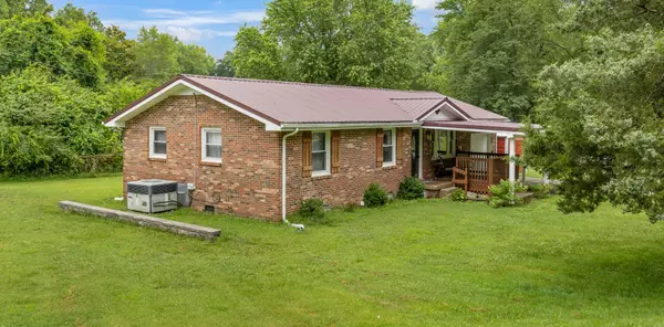 2019 Laura Dr, Clarksville, TN 37042