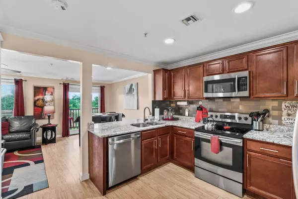 Nashville, TN 37201,902 1st Ave #N