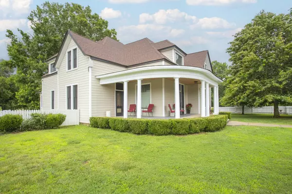 Cornersville, TN 37047,192 Webster Rd