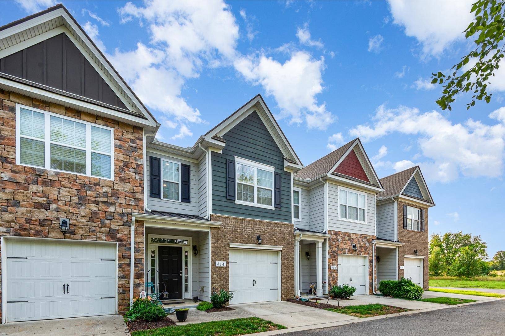 Pleasant View, TN 37146,414 Manor Row