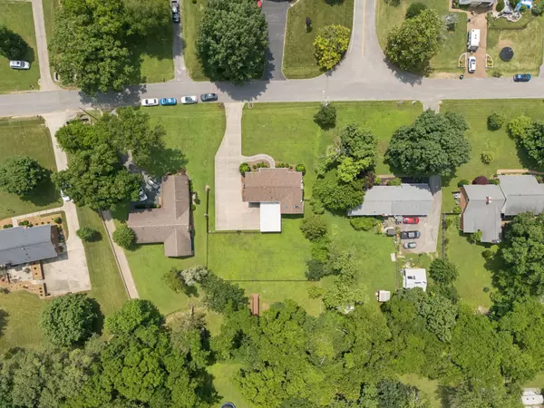 Hendersonville, TN 37075,219 Island Dr