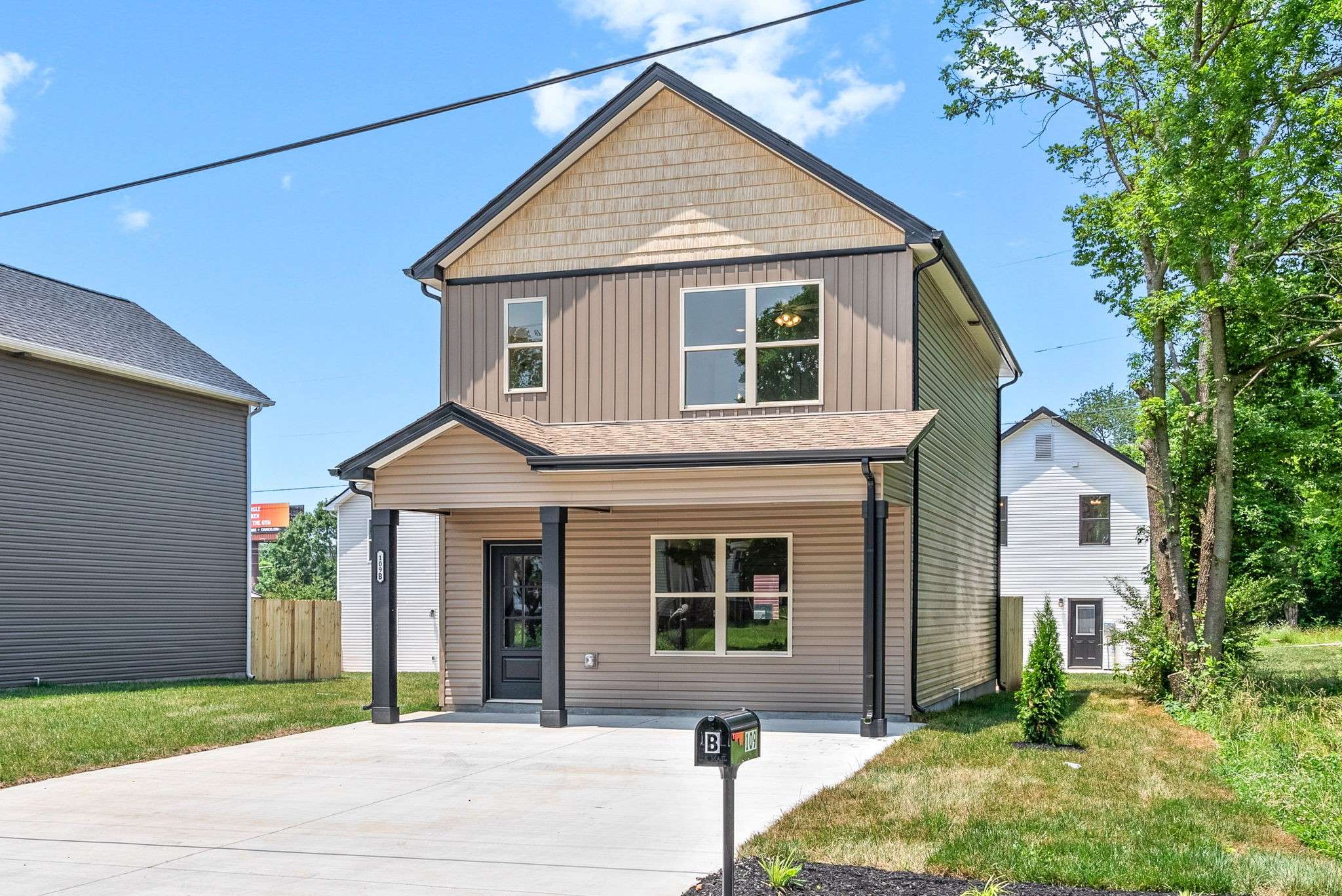 Clarksville, TN 37042,109 Adkins St #B