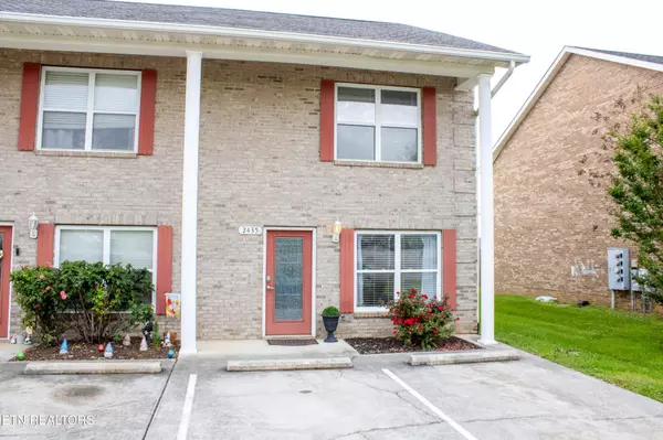 Maryville, TN 37801,2435 Hallerins Court