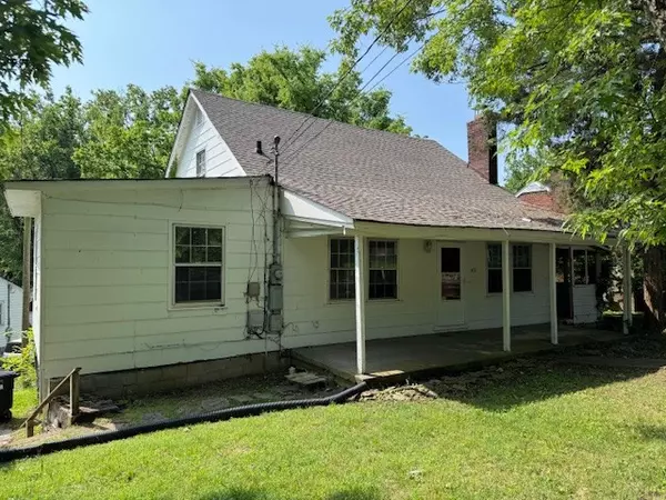 Columbia, TN 38401,421 Hickman St