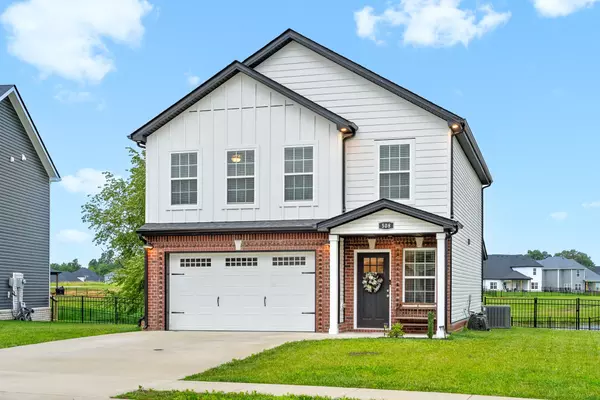 508 Castle Pinckney Ln, Clarksville, TN 37042