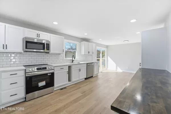 Clinton, TN 37716,106 Nancy Drive