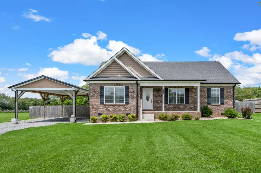 166 Oak Dr, Portland, TN 37148