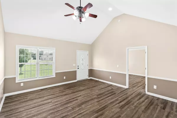 Portland, TN 37148,166 Oak Dr