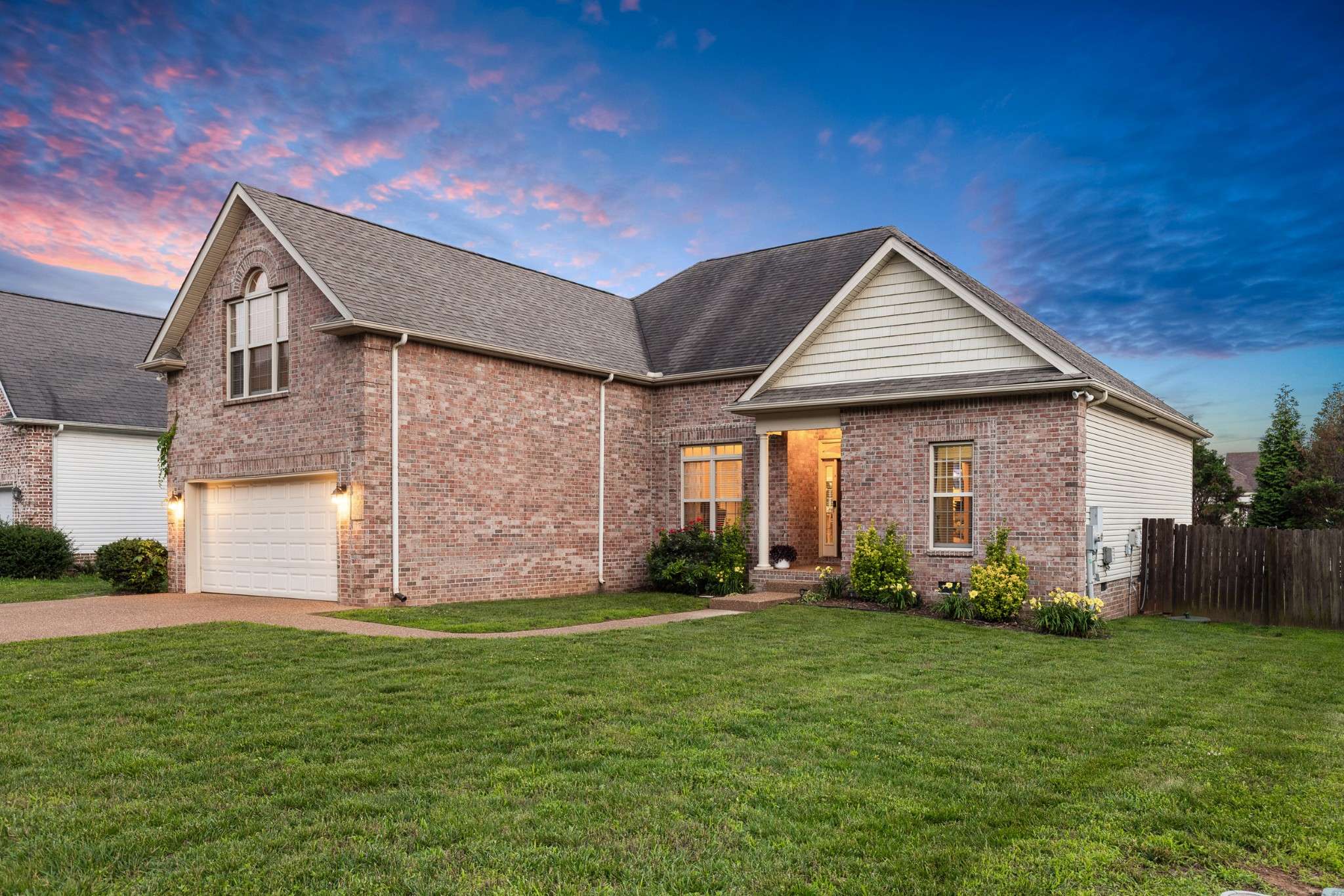 White House, TN 37188,411 Sheffield Dr