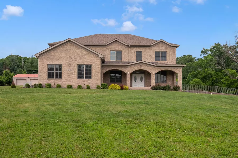 6708 Burkitt Rd, Antioch, TN 37013