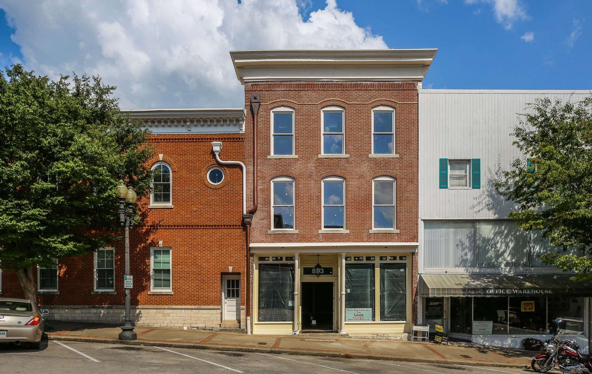 803 S Main St #S, Columbia, TN 38401