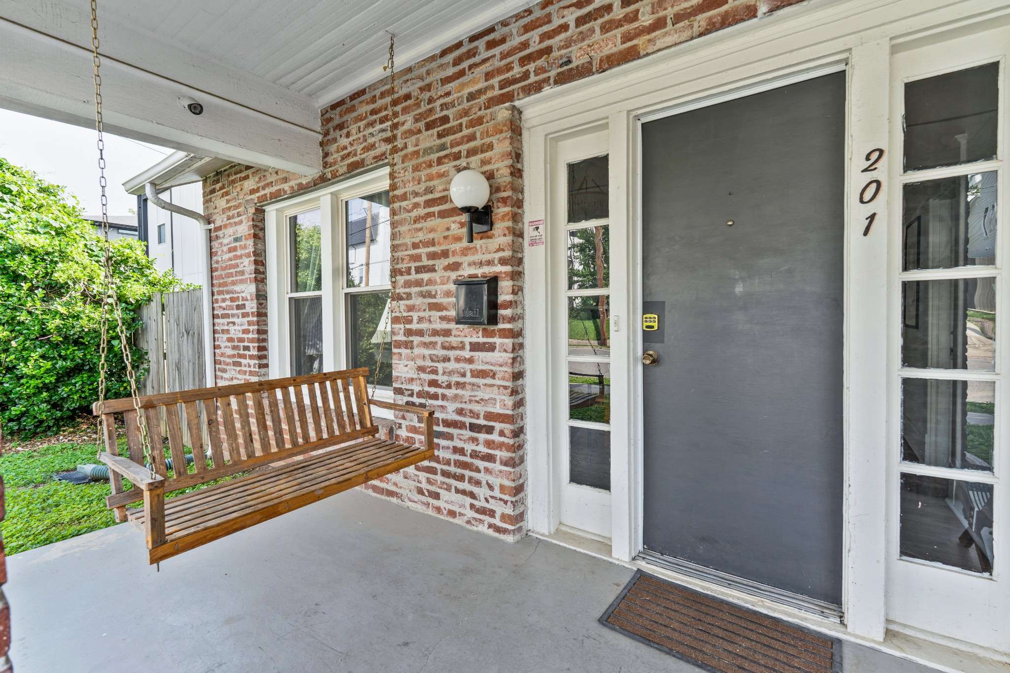 Nashville, TN 37206,201 N 9th St