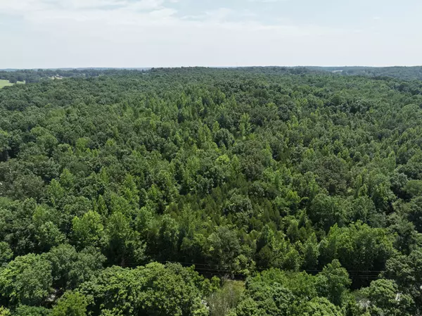 Cunningham, TN 37052,0 Batson Road