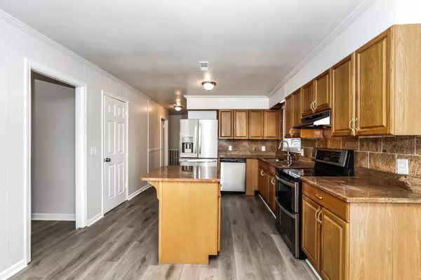 Nashville, TN 37218,4150 Farmview Dr