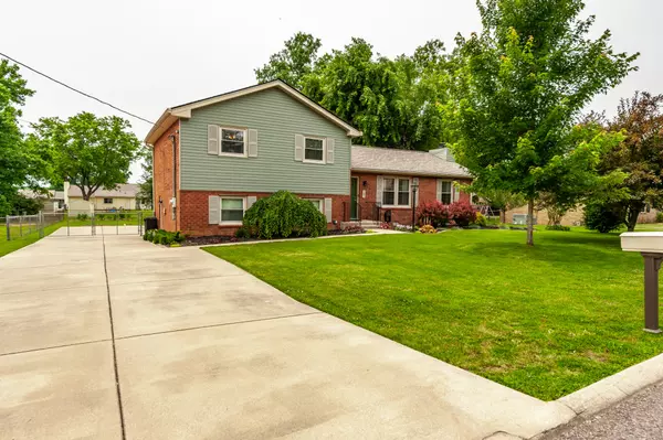 Hendersonville, TN 37075,107 Orchard Valley Cir