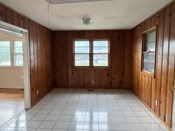 Manchester, TN 37355,902 McArthur St