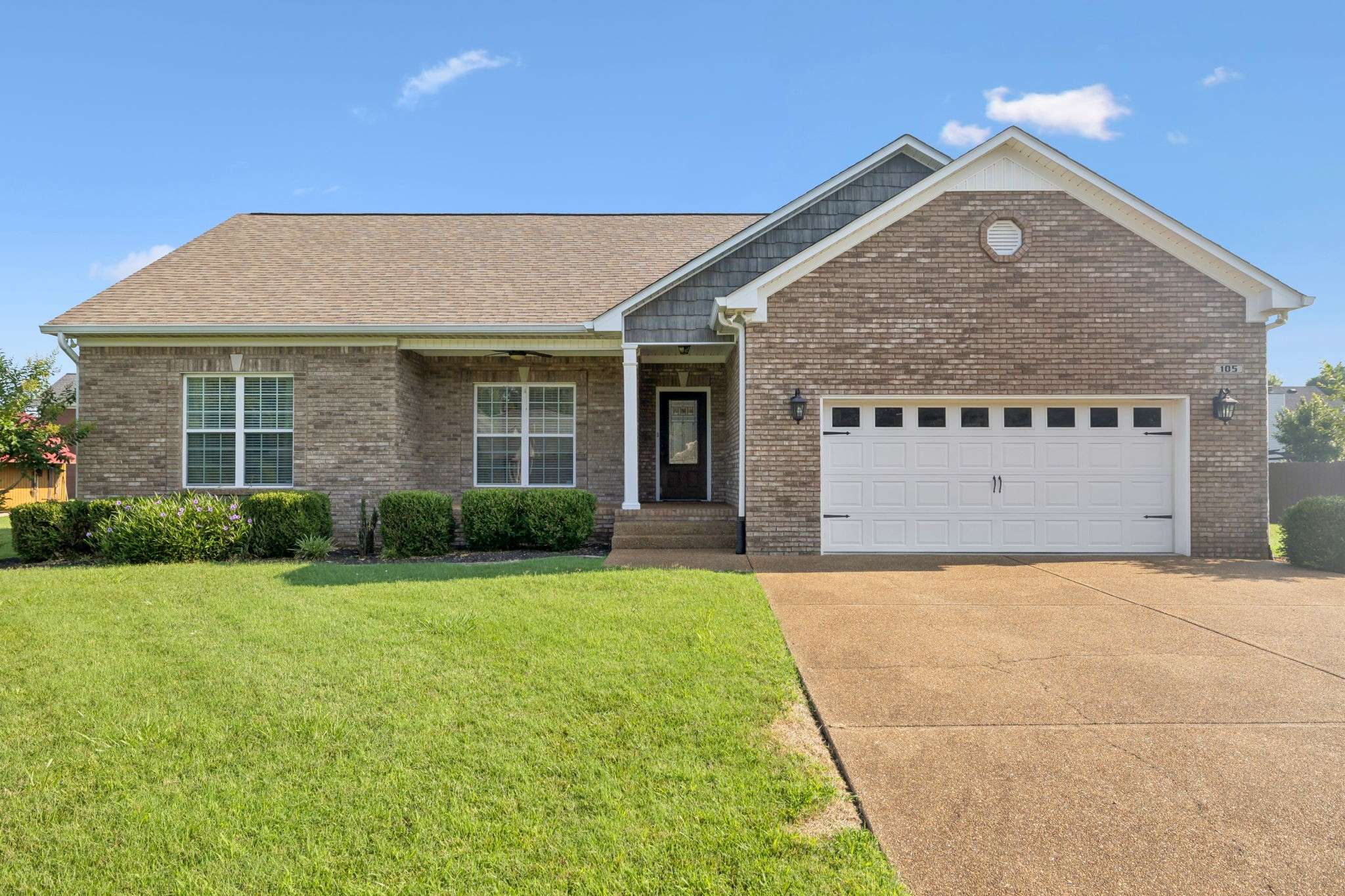 105 Sugar Tree Ln, Columbia, TN 38401