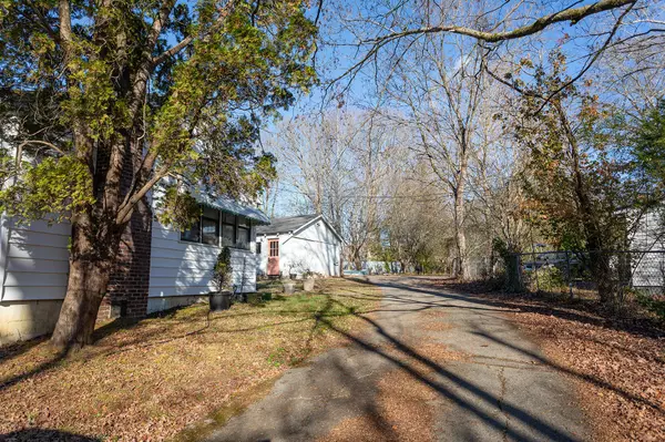 Athens, TN 37303,1029 S Jackson Street