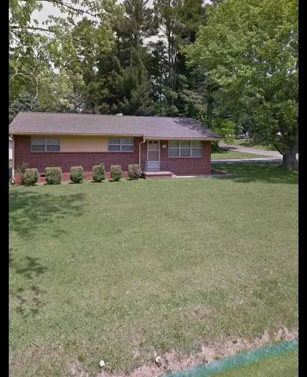 Athens, TN 37303,1120 Apache