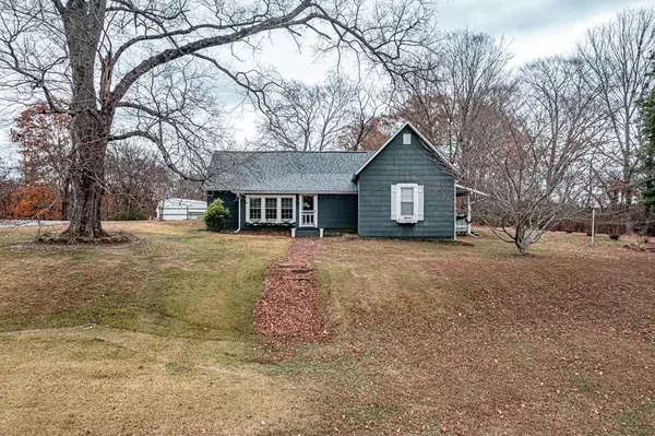 933 Long Mill Road, Athens, TN 37303