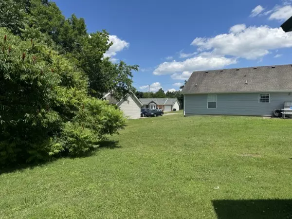 La Vergne, TN 37086,1302 Lyndsey Ridge Dr