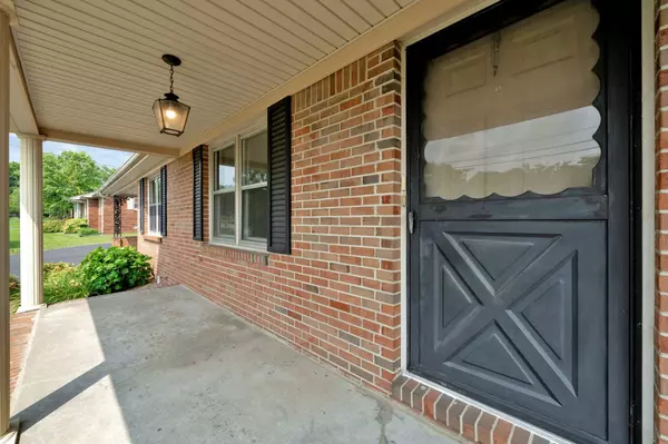 Hopkinsville, KY 42240,916 Elizabeth Dr