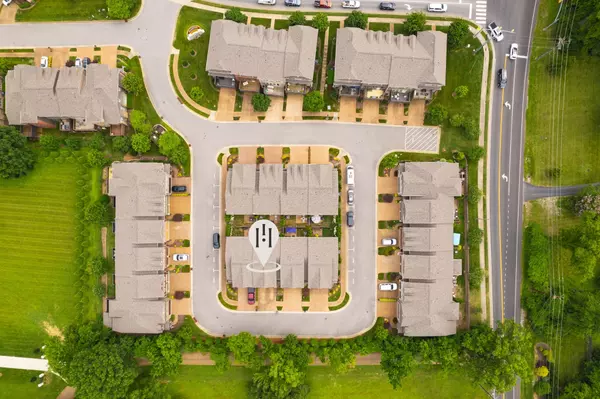 Nashville, TN 37221,913 Silkwood Cir