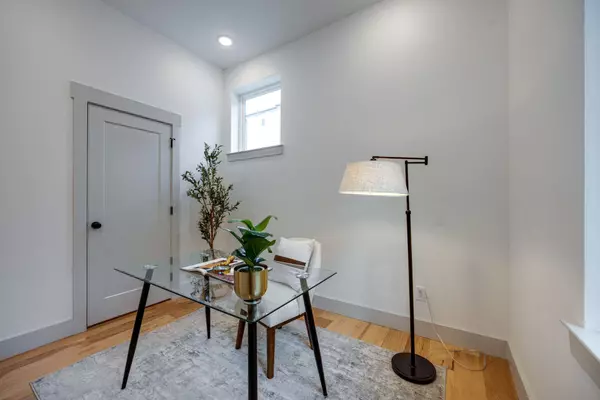 Chattanooga, TN 37405,724 W Bell, #106 Avenue
