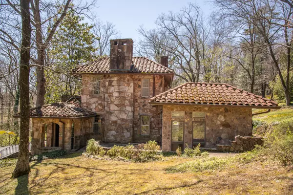 Lookout Mountain, GA 30750,1110 Fleetwood Drive