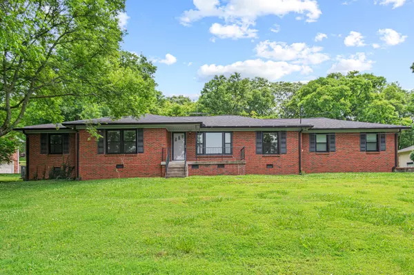 3240 Knobview Dr,  Nashville,  TN 37214