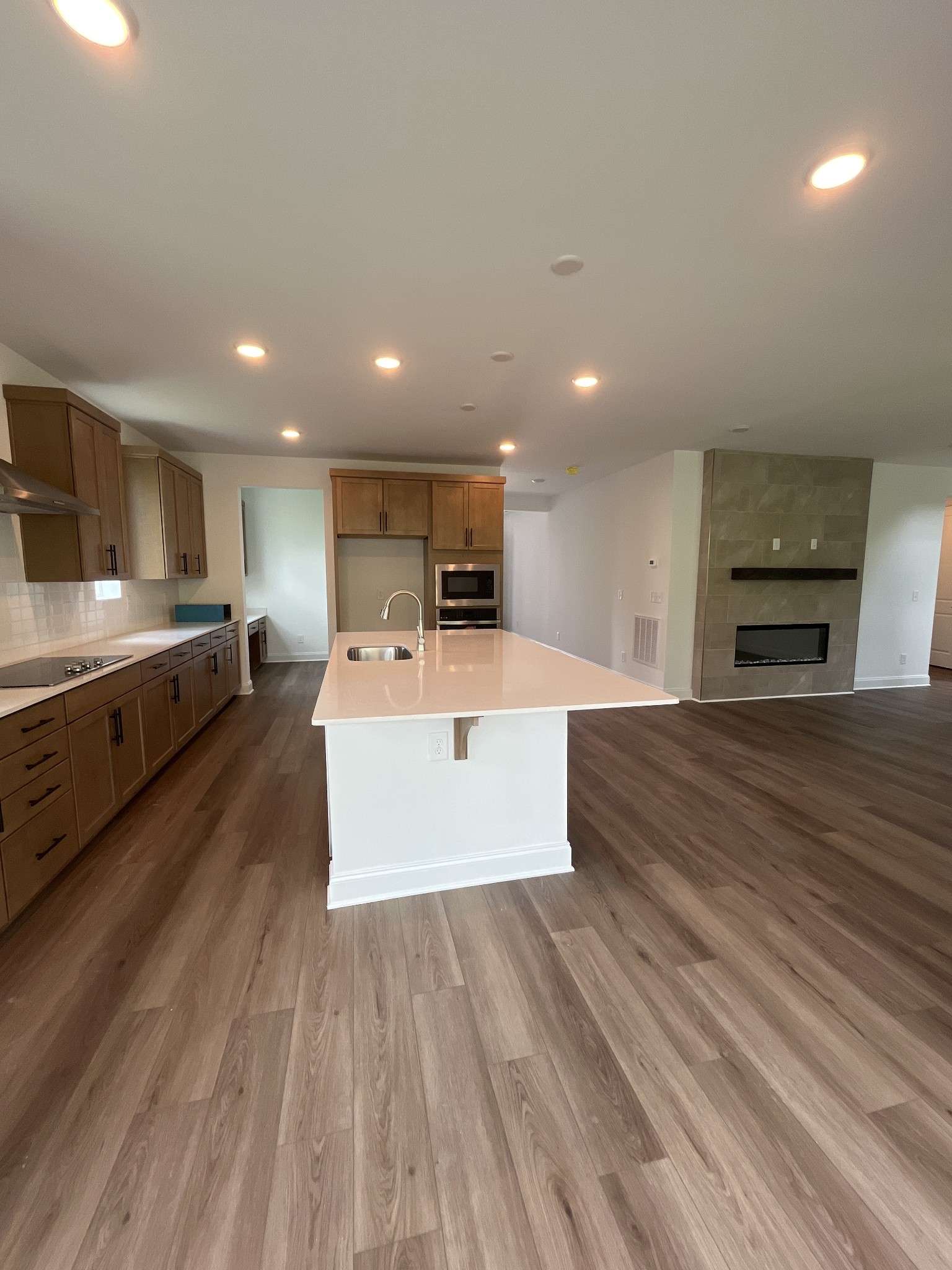 Columbia, TN 38401,1559 Oak Springs Drive