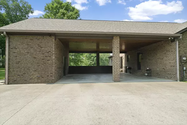 Chapel Hill, TN 37034,5444 Harris Cemetery Rd