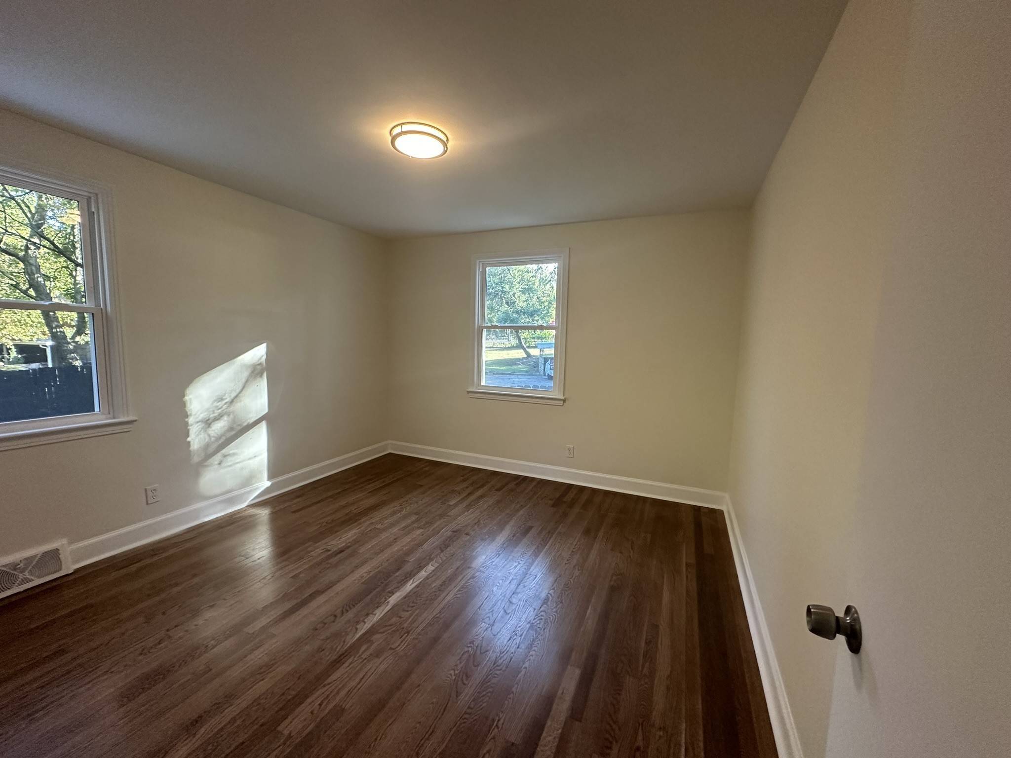 Nashville, TN 37216,1905 Stratford Ave