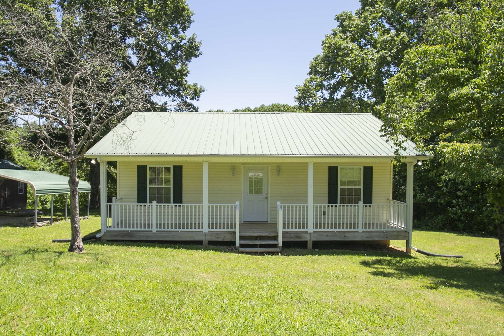 Burns, TN 37029,1534 Roy Brown Rd