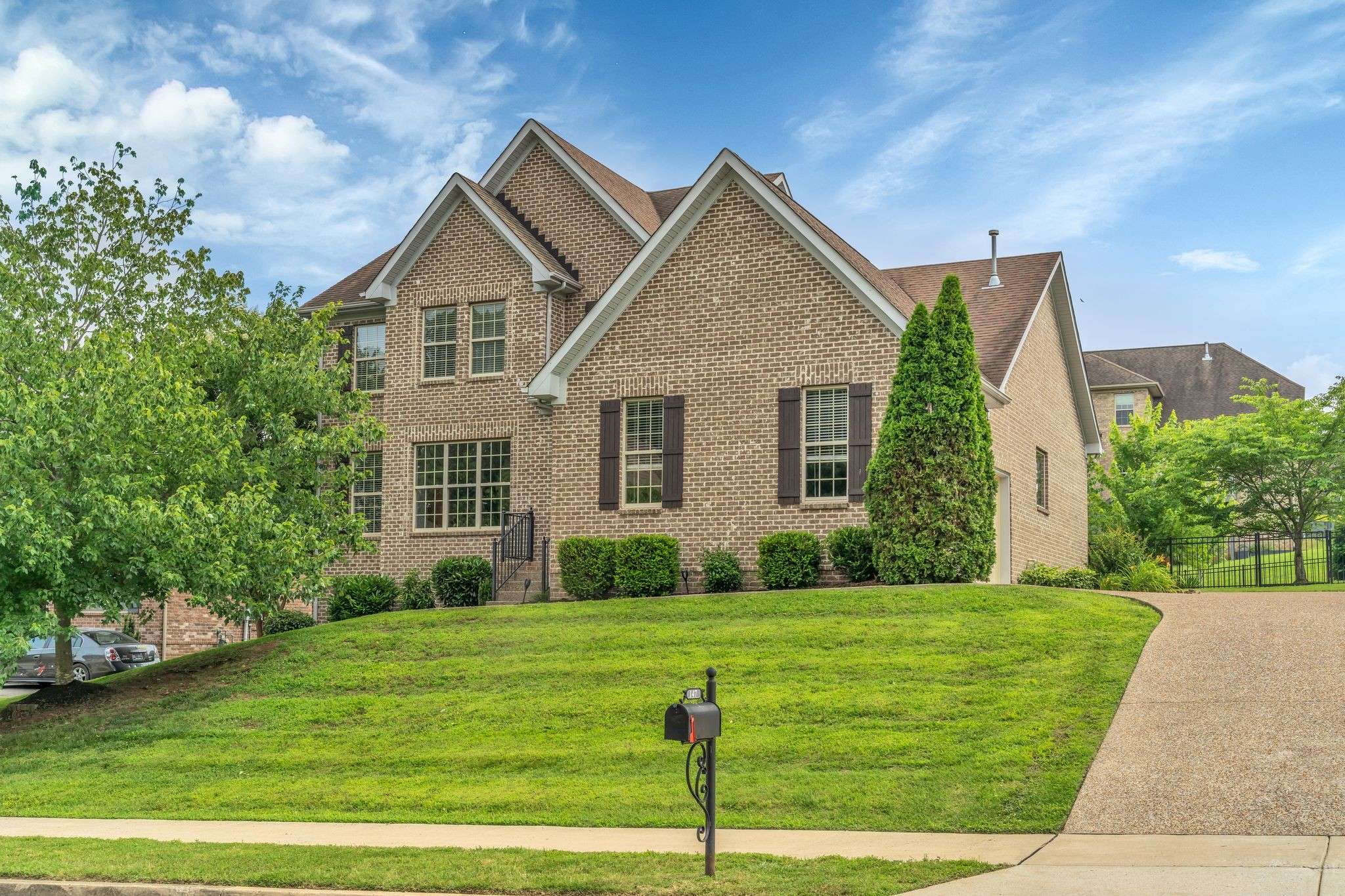 Hendersonville, TN 37075,147 N Shadowhaven Way