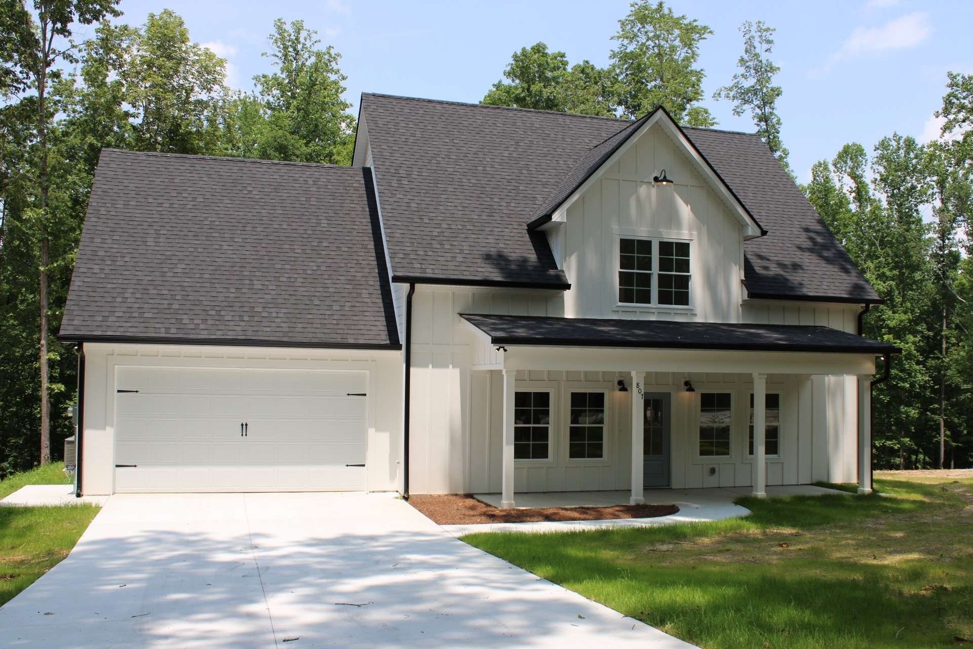 807 Hasty Ln, Estill Springs, TN 37330
