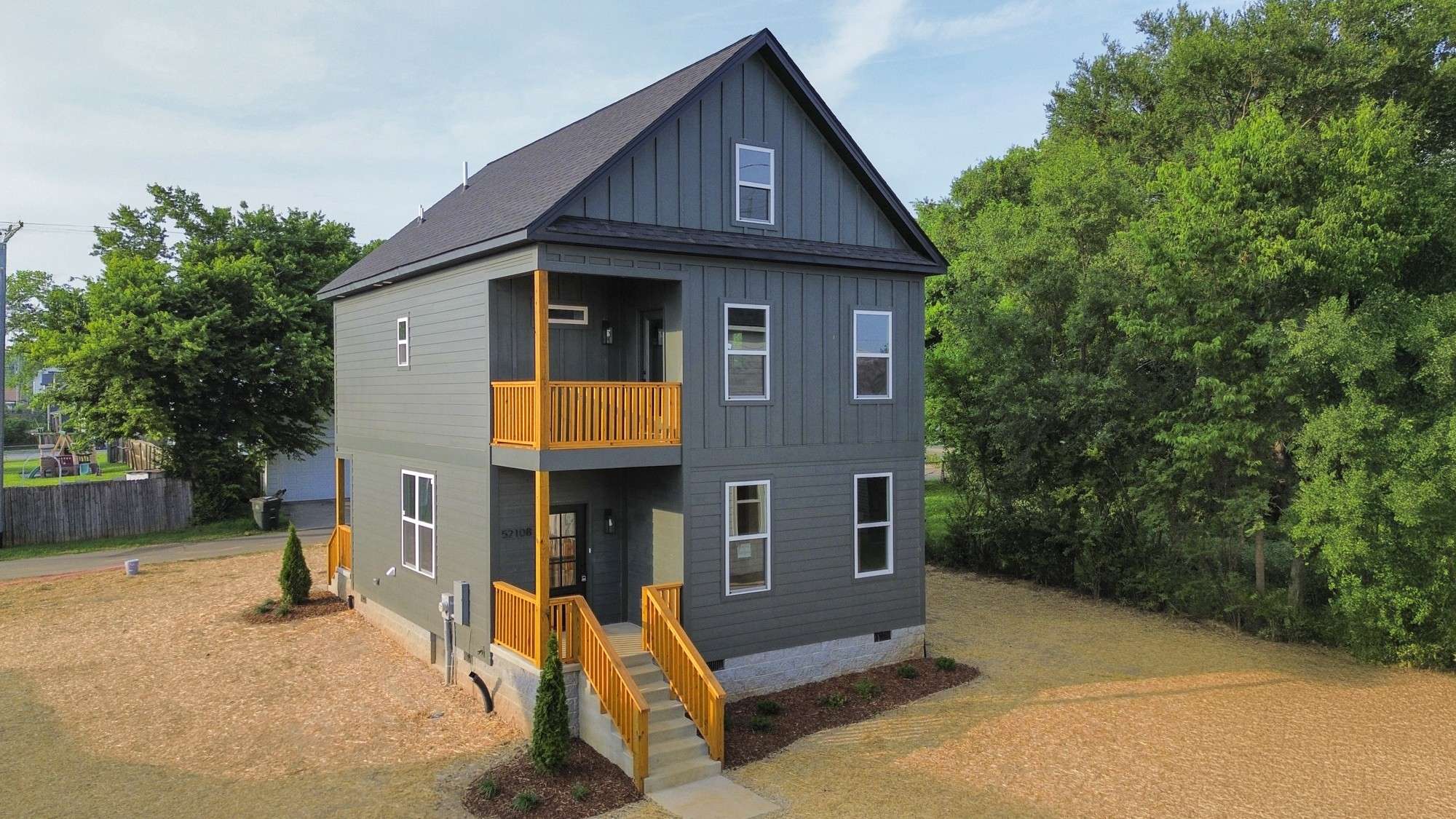 5210 Georgia Ave #B, Nashville, TN 37209