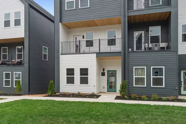Nashville, TN 37214,550 Markham St #30