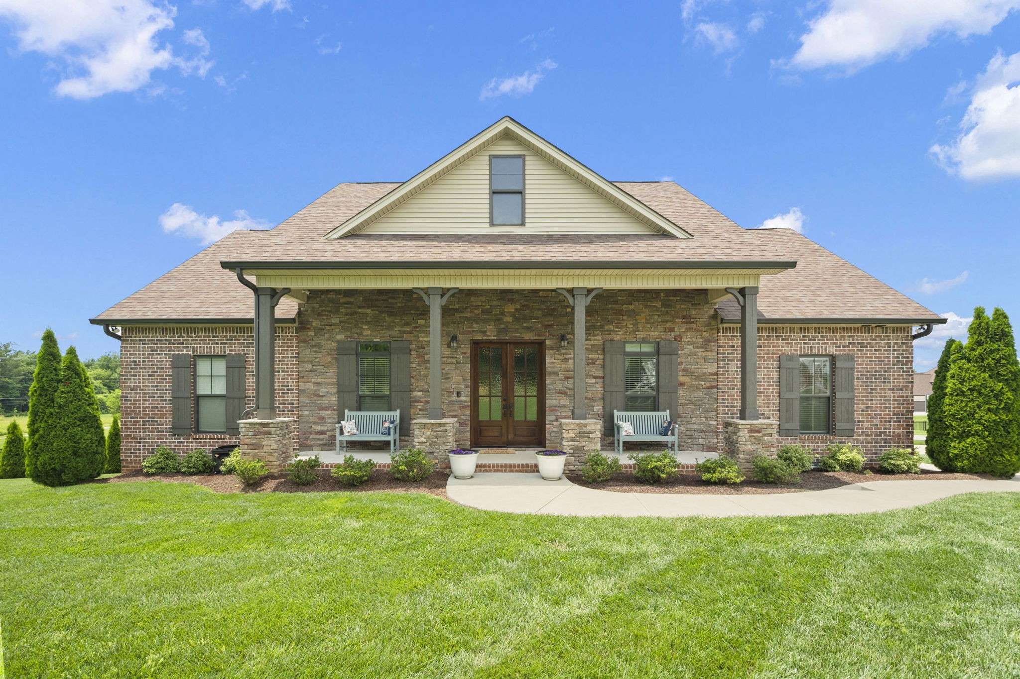 101 Wind Wood Dr, Portland, TN 37148